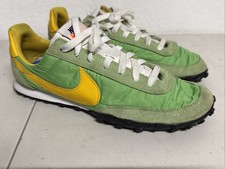 Nike Waffle Racer Green Nebula/Amarillo Men's Size 9 Low Top Lace Up