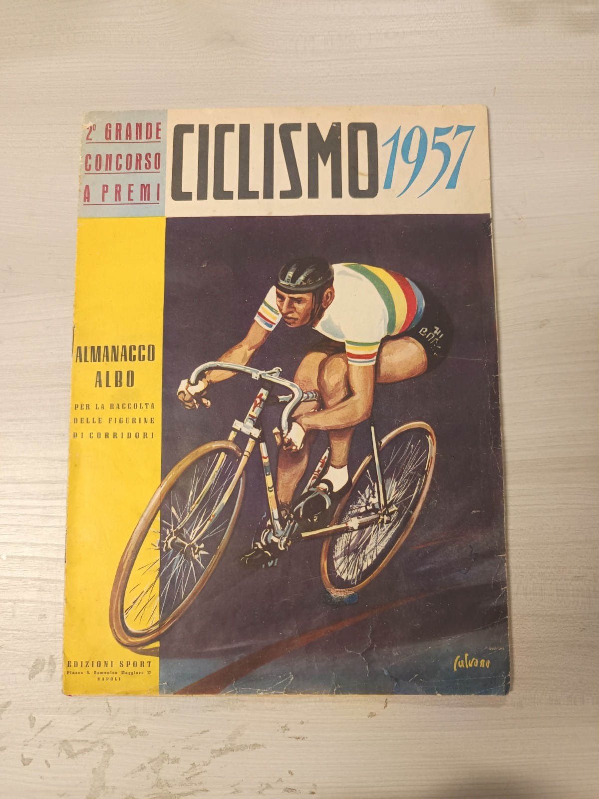 Foto 1 di 12