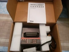 Fully Automatic Golf Cart Forklift Battery Charger 24V 20A for Lead-Acid Battery