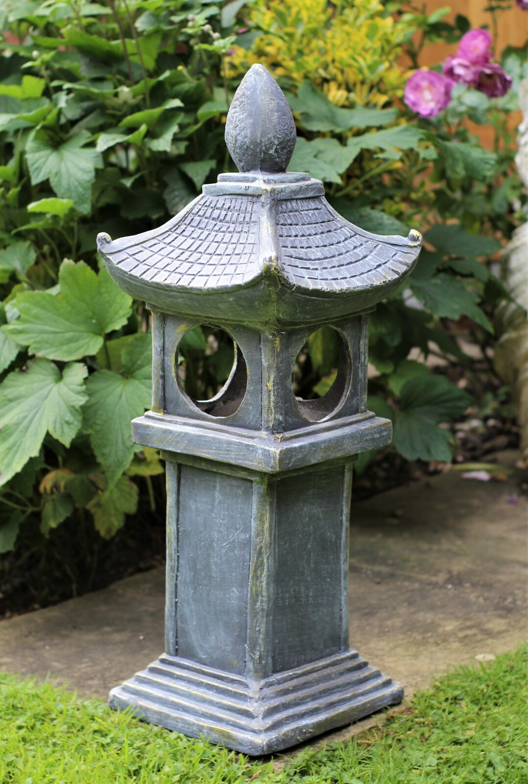 Garden Ornaments Solar Lantern Pagoda Chinese Japanese Lantern decor