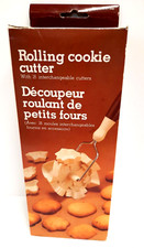 VTG Rolling Cookie Cutter w/18 Interchangeable Cutters Shapes Christmas  More