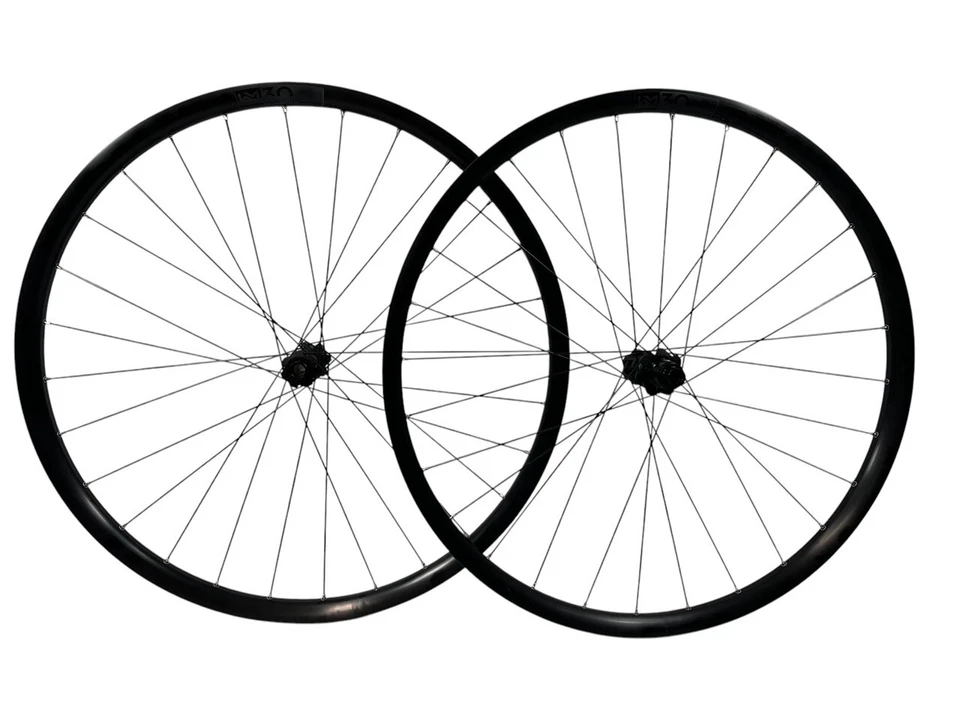 FITWHEELS Laufradsatz DT Swiss 370 Newmen Performance 30 Enduro NEU E-Bike