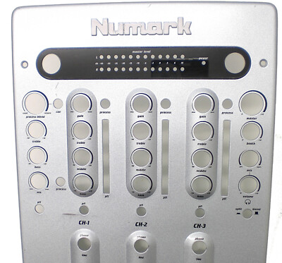 NUMARK MATRIX 3 DJ MIXER, ECHT SILBER NUR ABDECKPLATTE