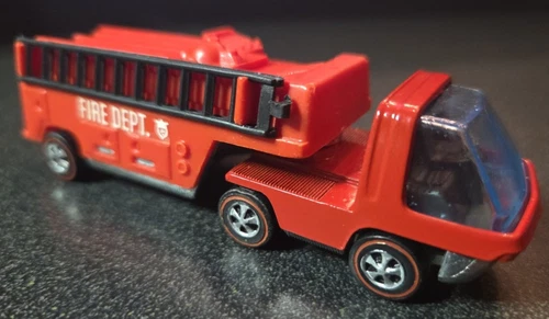 Vintage Hot Wheels Redline 1970 TOUGH Red Fire Truck Heavyweights RESTORED #3