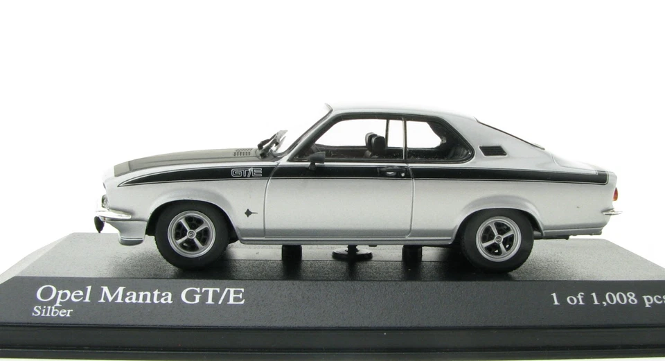 MINICHAMPS 400045505 - Opel Manta A GT/E 1974 silver - 1:43 in Box Modellauto