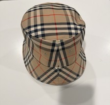 Burberry Plaid Bucket Hat Size M 