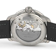 BLANCPAIN Fifty Fathoms Automatic 5015-12B30-B52A SW15633 5