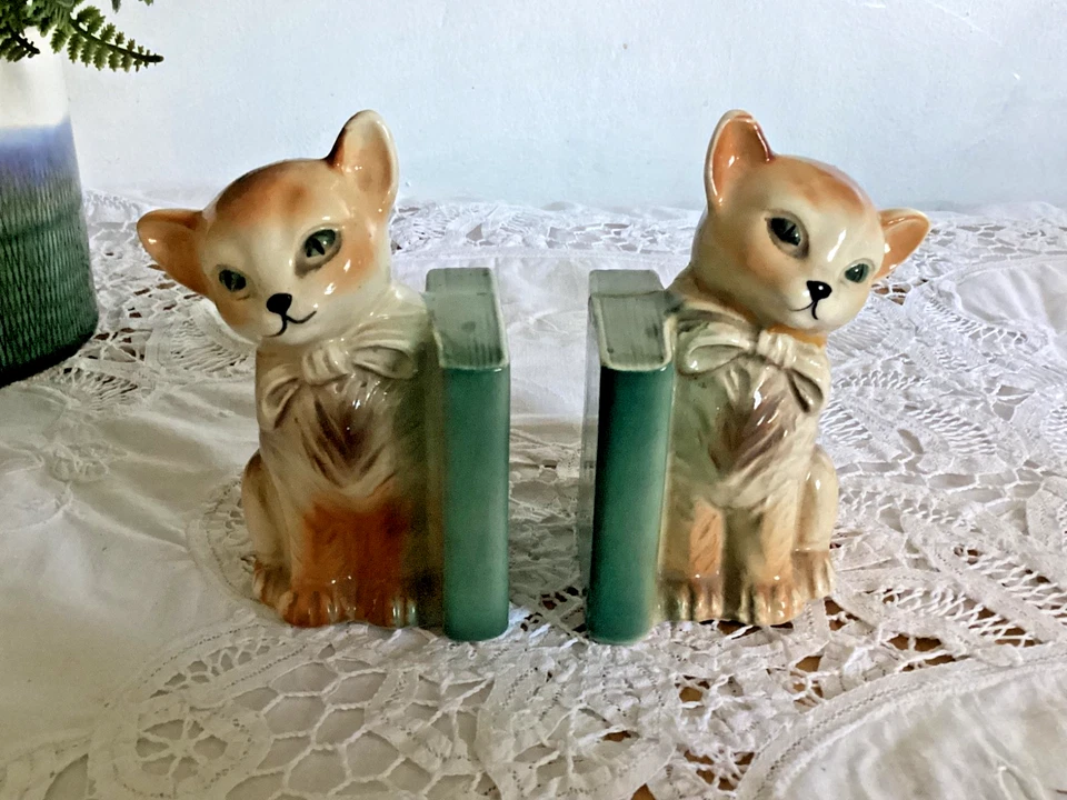 Vintage Hand Painted Kittens Ceramic Bookends 1930's Cat Decor - Image 2 of 4