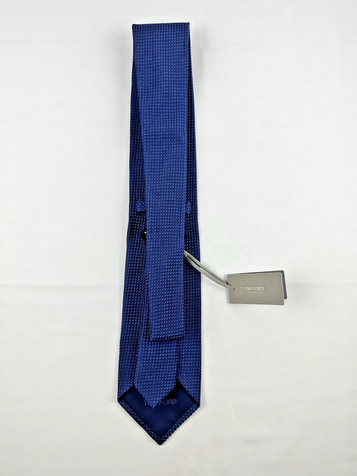 Corbata geométrica TOM FORD azul marino para hombre - ¡NUEVA con etiquetas! - Hecho en Italia orig. $260 Foto 4 de 4