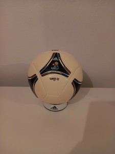 pallone tango adidas
