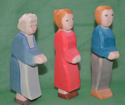 Ostheimer Holzfigur, Menschen, hell, dunkel,farbig, wählbar: Vater, Bauer u.a.