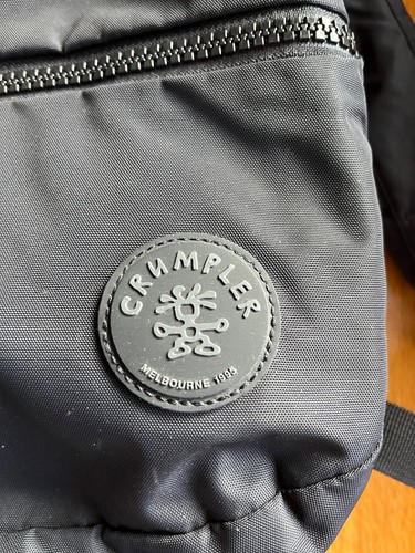 Crumpler compact canvas backpack black - Picture 3 of 8