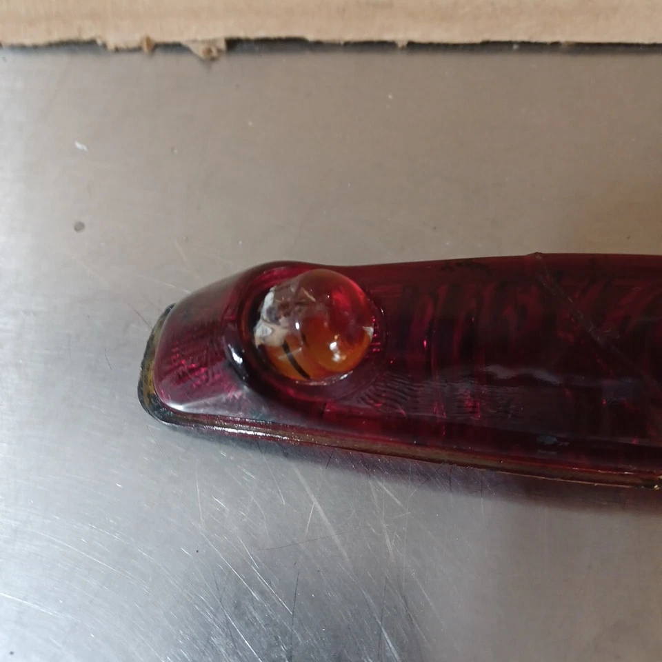 1941 Studebaker Commander & President Tail Light Lens 276688 - Image 4 of 4