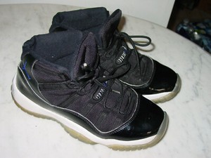 concord 11 youth size 6