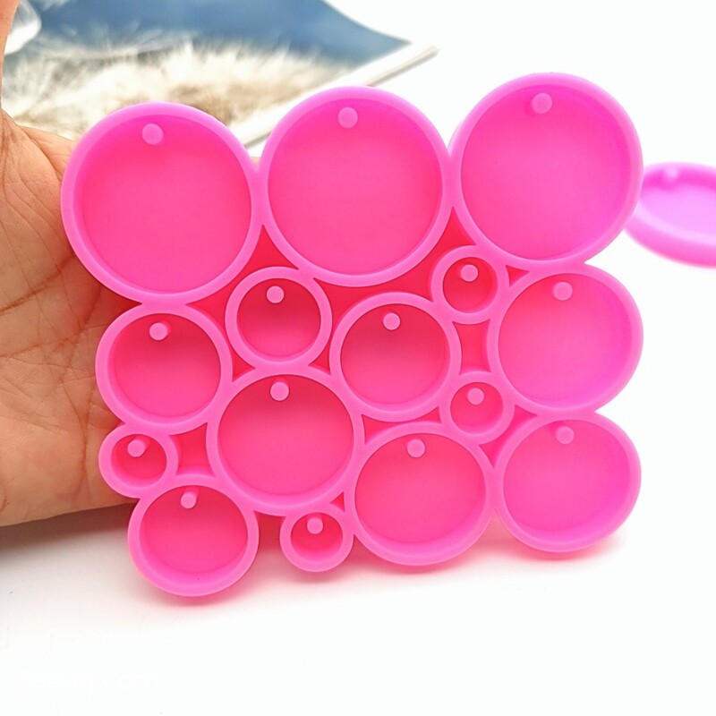 Round Keychain Mold Silicone Resin Mold Circle Keychain Pendant with