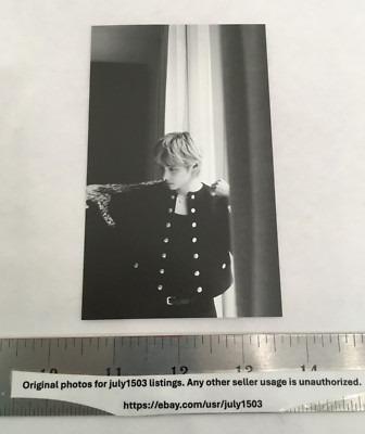 (1) NEW BTS V Kim Taehyung Rêvé Reve Postcard #8 - 8th Picture Postcard in Set