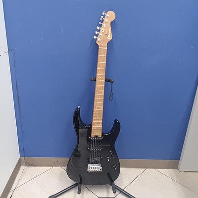 CHARVEL Pro-Mod DK22 SSS 2PT CM E-Gitarre schwarz