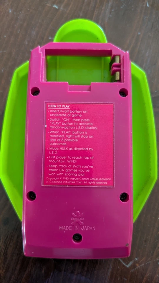 Incredible Hulk Escapes Hand Held Video Game by Bandai 1980 - Image 2 of 2