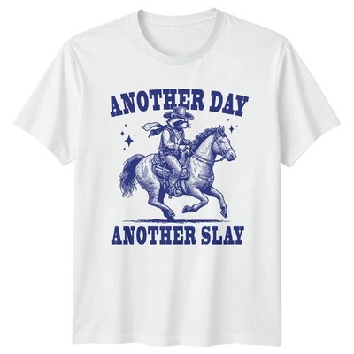 Another Day Another Slay T-Shirt Waschbär Cowboy Western Humor
