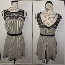 VTG 90s/Y2K Guess babydoll  Dress SZ 2 Striped Lace Trim Lined Skater Office