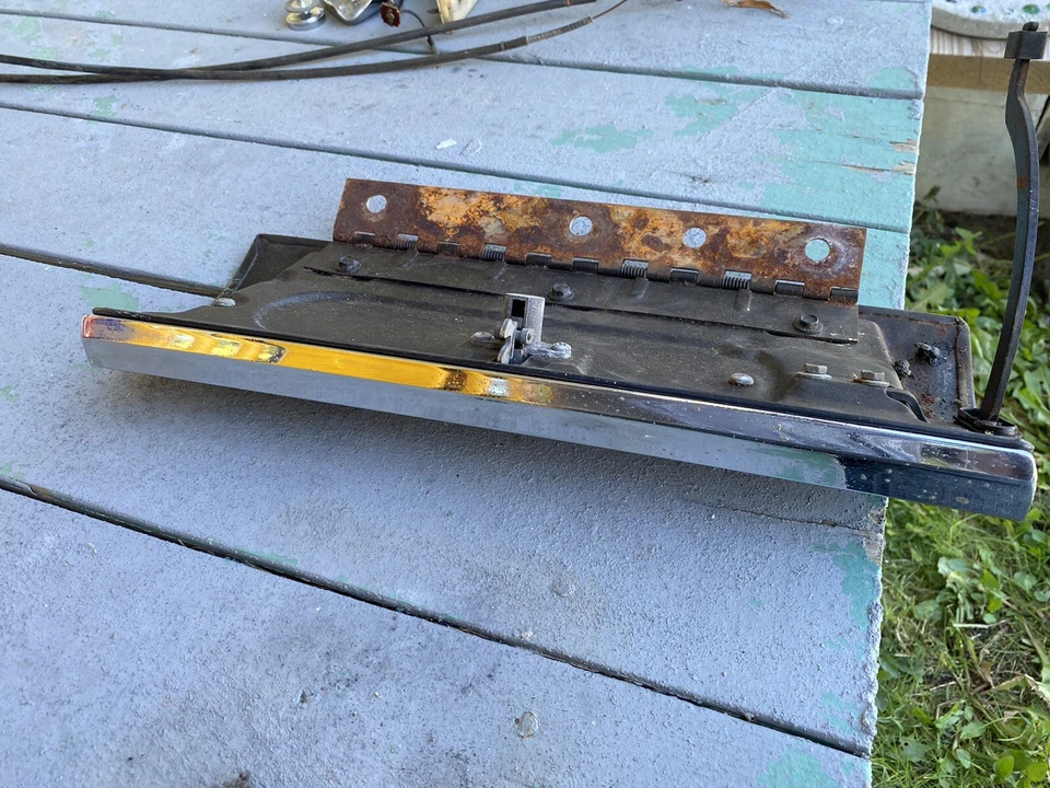 Mercury Marauder Monterey Montclair 1964 guantera puerta con moldura cromada Foto 4 de 4