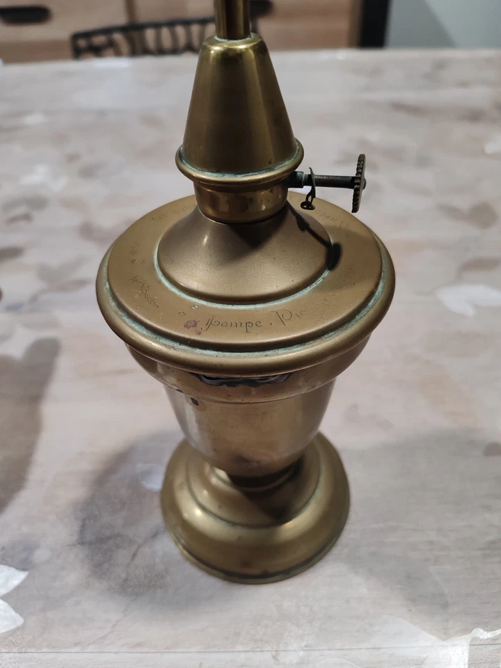 Ancienne LAMPE PIGEON, ANCIEN  MODELE ,  LAITON  A Saisir  - Photo 4/4