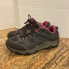 Merrell Kid's Moab 3 Low Lace Hiking Sneaker Granite/Berry Size 3.5M