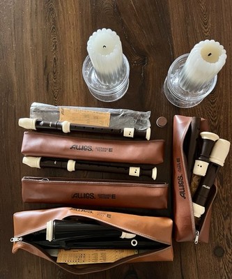 Aulos 4 Blockflöten aus Kunststoff, Soprano, Soprano, Alto, Tenor + Taschen