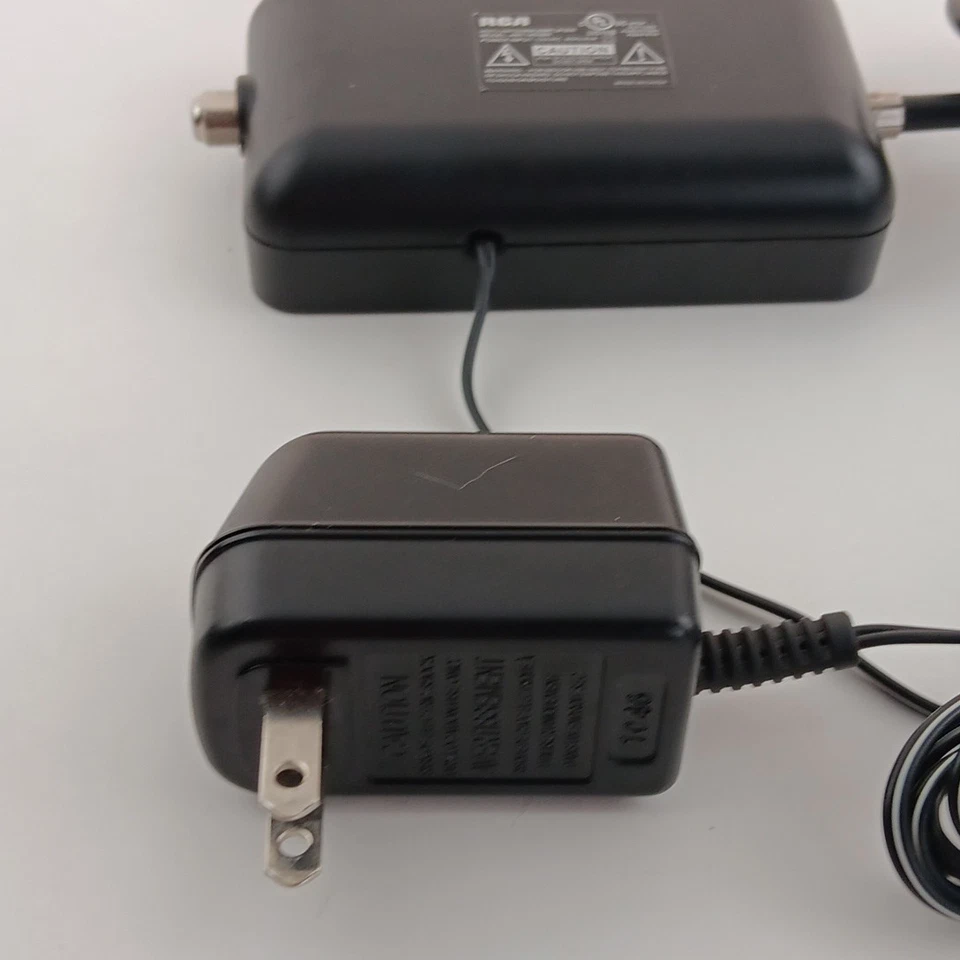 RCA HDTV Antenna Amplifier, Model ANT1450BR. Pre Owned - Image 4 of 4