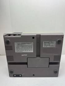 Nintendo Entertainment System NES Console Bundle With Mario 2 Controllers READ