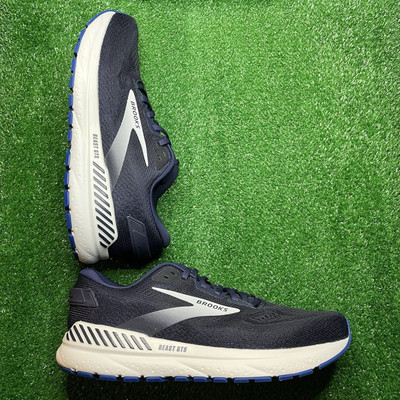Brooks Beast GTS 24 Men’s Size D Medium Running Shoes  Peacoat/navy/White