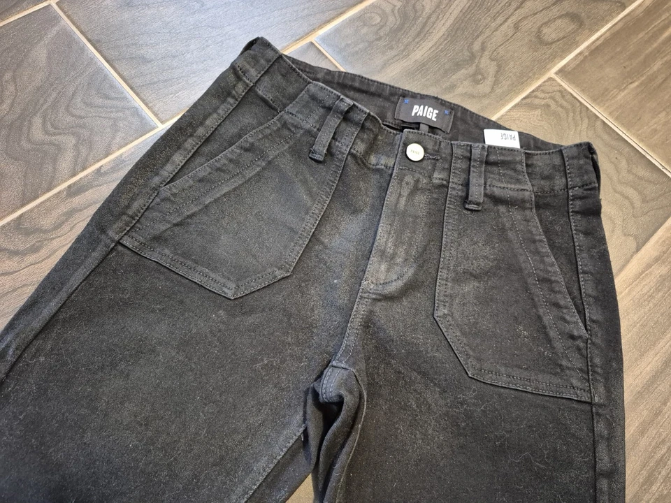 Pantalones de mezclilla para mujer Paige negros recubiertos de día talla 25 usados en excelente estado Foto 2 de 4