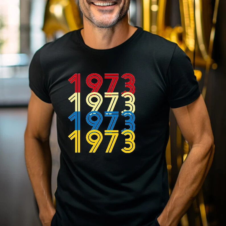 ALTRA T shirt retro 1973 numero uomo regalo natale papà festa del papà compleanno top
