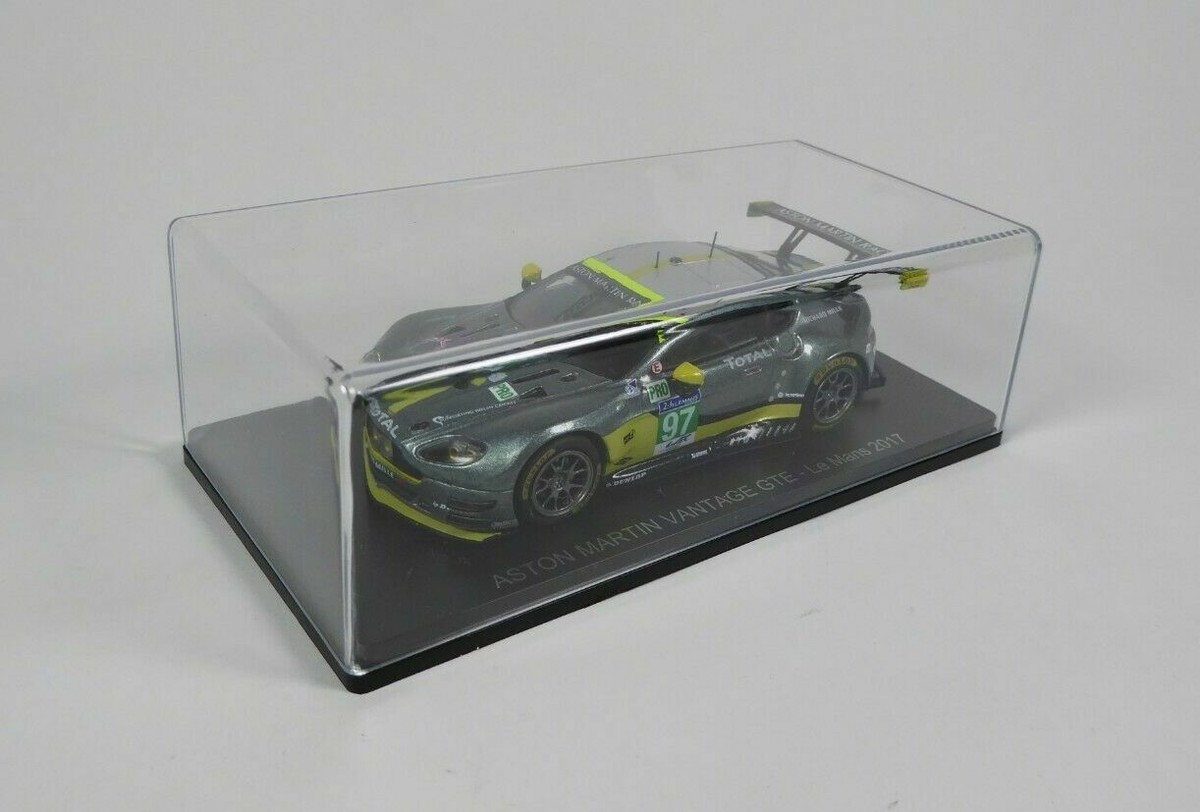 Aston Martin V8 Vantage GTE #97 le Mans 2017 Turner Adam Serra