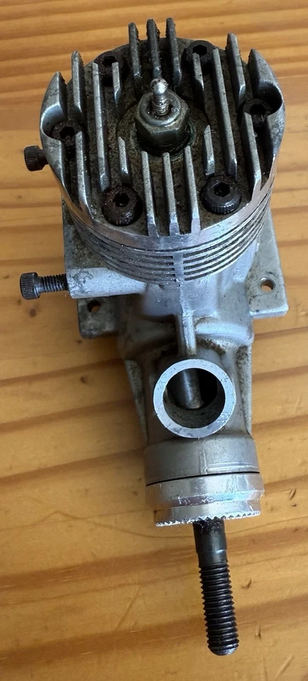 ENYA Engine - enya 40X ABC model 6101 - Piston Moves Freely GS18 - Image 3 of 4