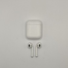 Apple Airpods 1st Gen With Lightning Case A1602 Working.