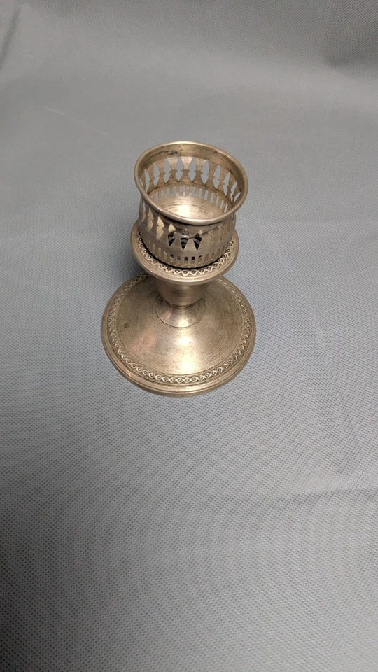 Antiguo candelabro de plata de ley Rogers reforzado con peso 3001 Foto 2 de 4