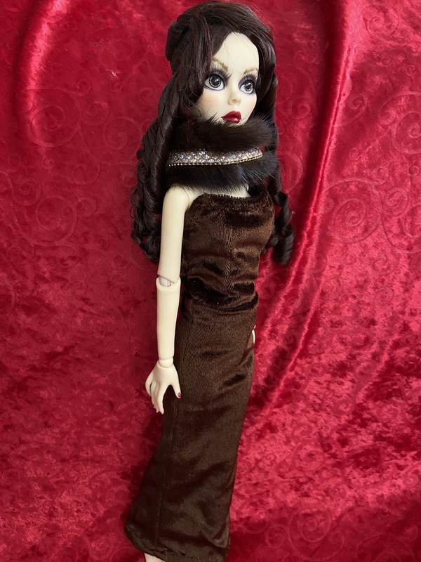 ~*~STUNNING MINK FUR PAW FOR EVANGELINE GHASTLY, ELLOWYNE WILDE DOLLS~*~