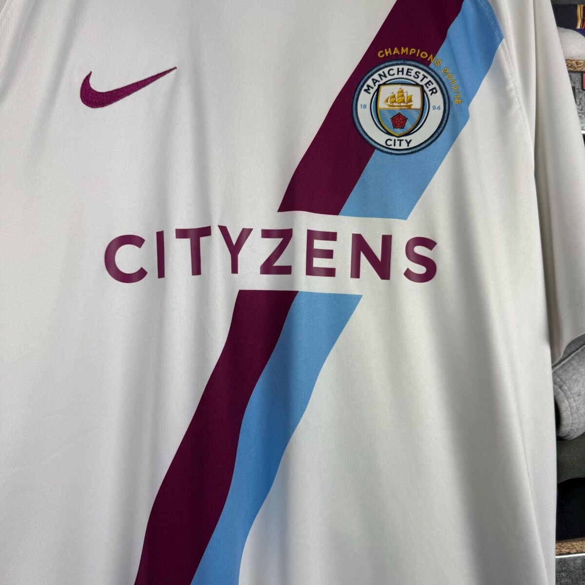 MANCHESTER CITY 2017 2018 PRE-MATCH SPECIAL FOOTBALL SHIRT MANCHESTER CITY 2017 2018 PRE-MATCH SPECIAL FOOTBALL SHIRT
