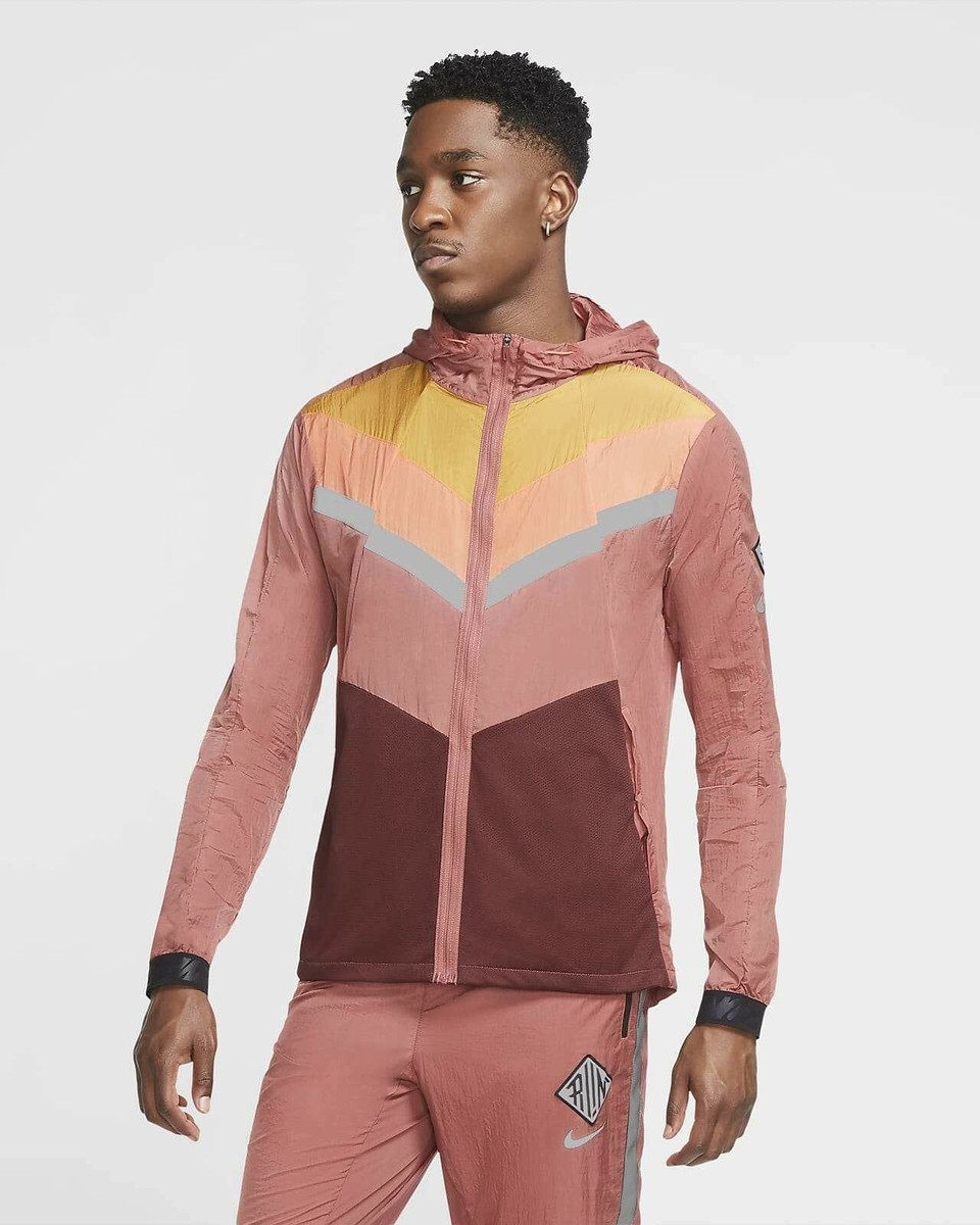 New Nike Windrunner Wild Run Running Jacket Mens Small Hole