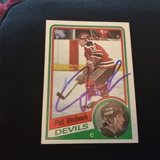 Autographed 1977-78 Topps GILLES GRATTON .