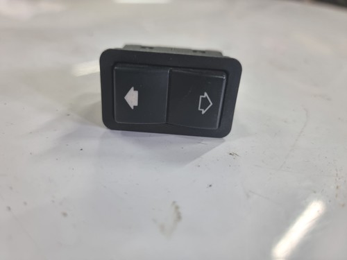 BMW E39 E38 Touring Schalter Taster elektrische Fensterheber 8368974