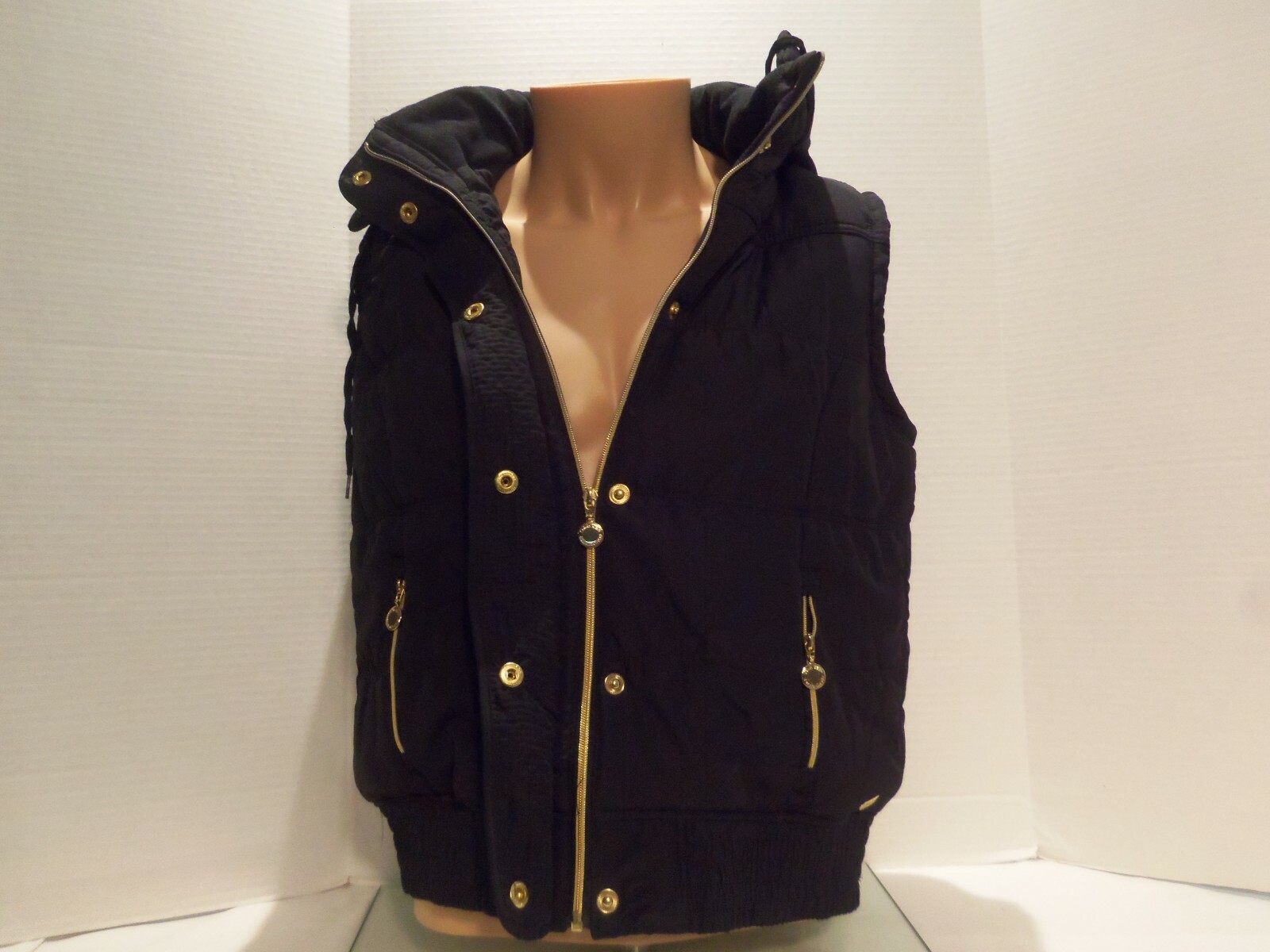 CALVIN KLEIN WIND RESISTANT PLACKET POCKETS ZIPPE… - image 1