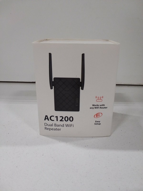 AC1200 Dual Band Wifi Repeater