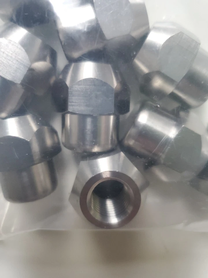 Tuercas de titanio Acer Racing Lexus 20 piezas base bellota M12 X 1,5 Foto 4 de 4