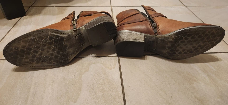 Botas occidentales STERLING RIVER de cuero marrón con doble hebilla punta en R talla 9,5 Foto 4 de 4