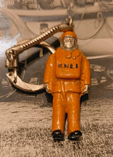 Vintage Metal RNLI Lifeboatman Figure Keychain Johillco Style