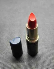 Max Factor Moisture Rich Lipstick ROUGE  1585 / 537