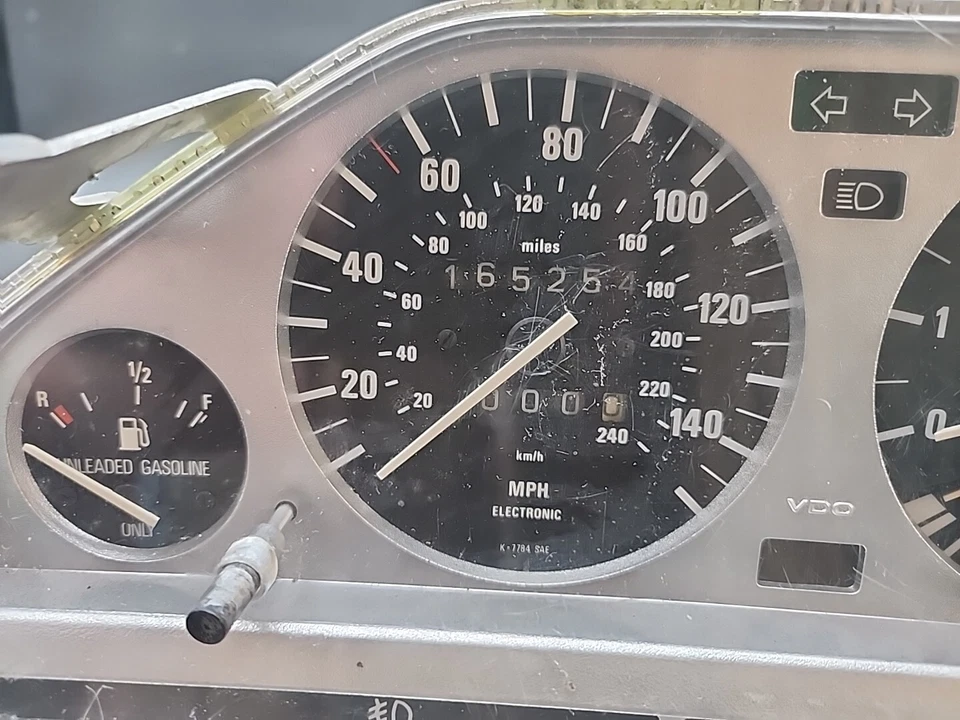 Cuadro de instrumentos velocímetro BMW 325i E30 1394317 sedán 1987-1991 N5-1 Foto 4 de 4