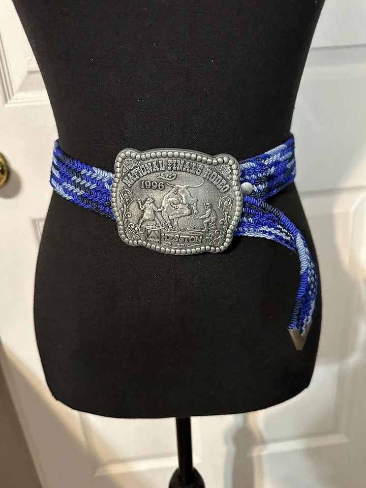 Cinturón Chevron Occidental Macramé Hecho a Mano Vintage HESSTONBeltBuckle 1996 Foto 2 de 4